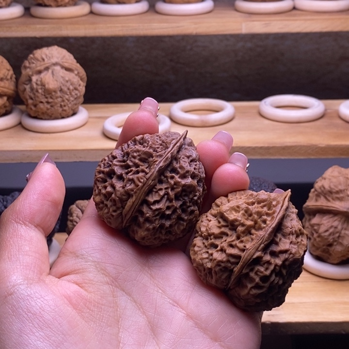 吊坠文玩核桃9。           