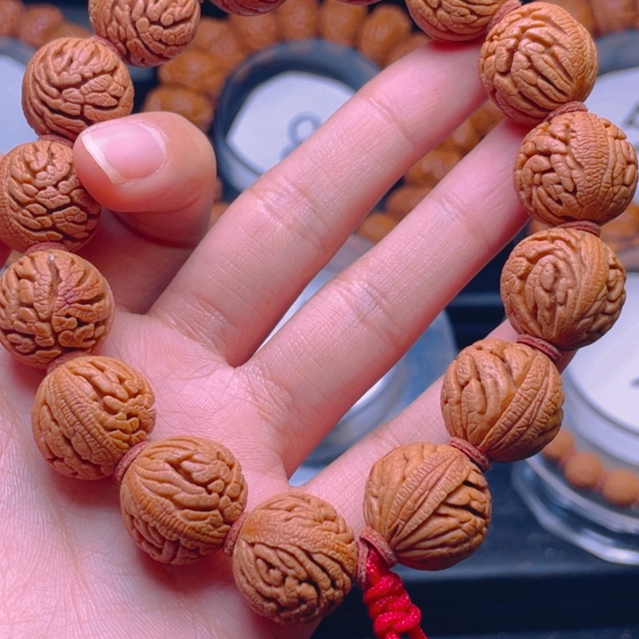 保***利桃核吊坠绣球 闪闪购3号车