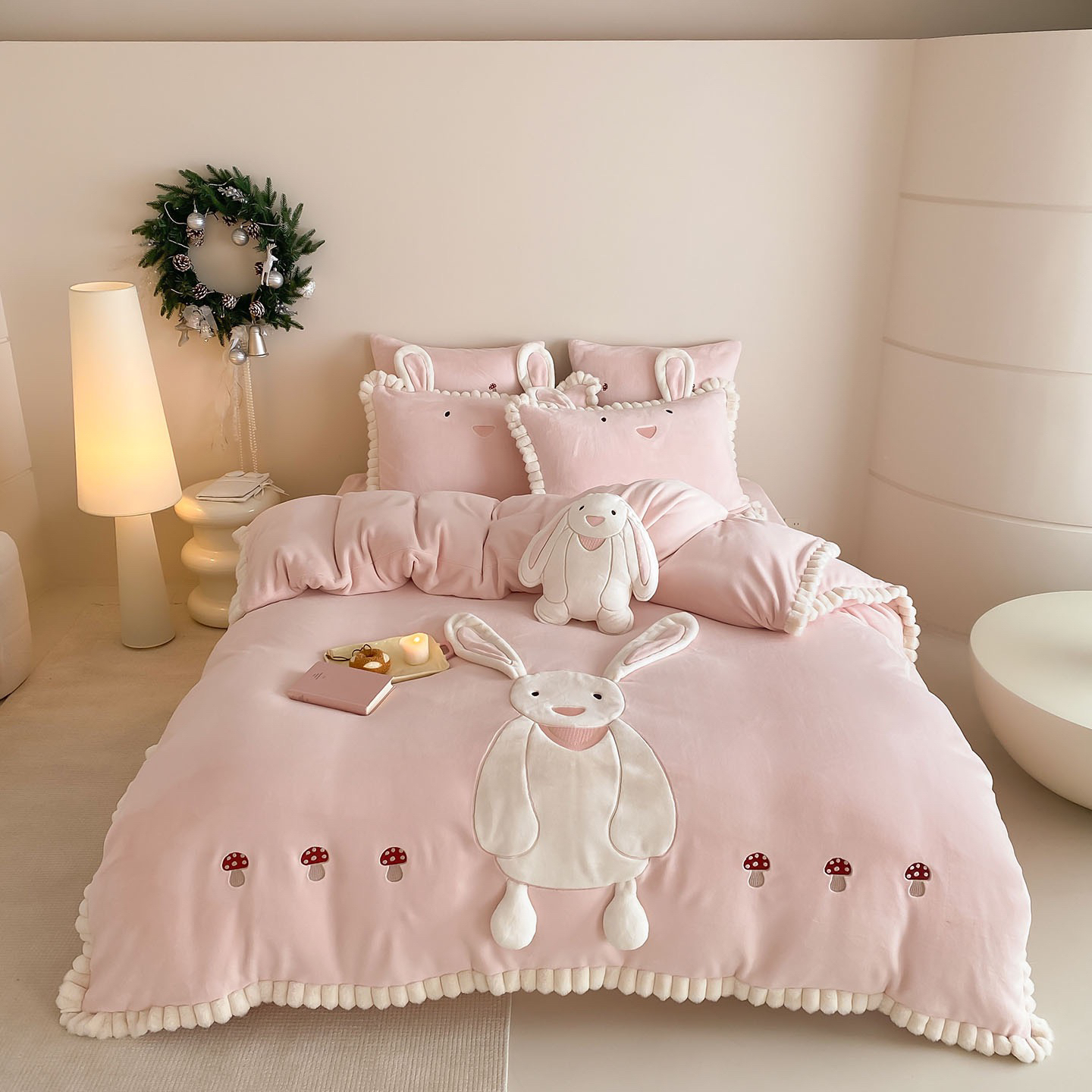 【长耳兔】甜美卡通高克重加密加厚牛奶绒立体贴布绣四件套被套套件