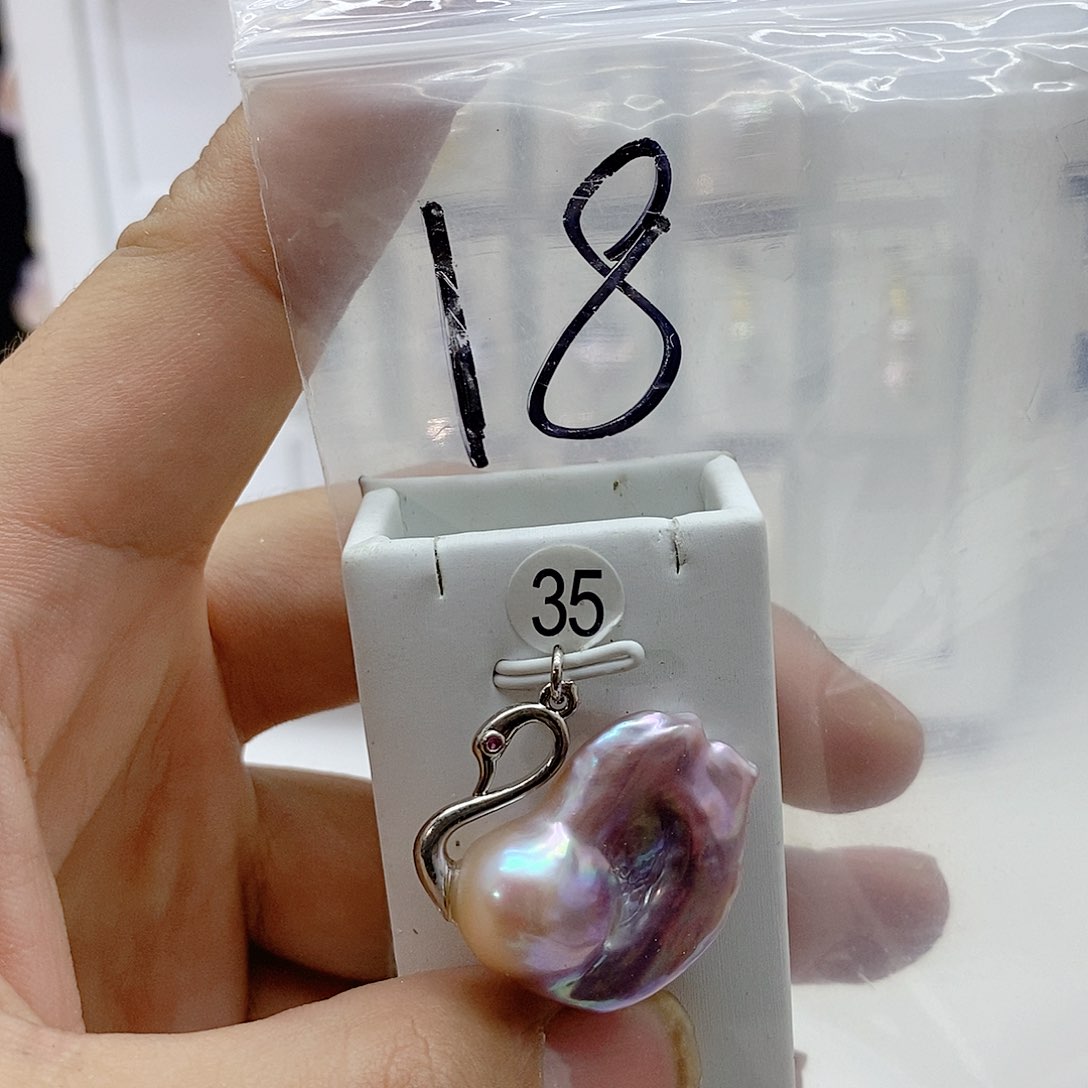 淡水珍珠颈饰合金