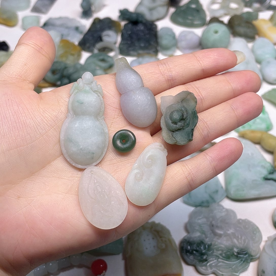 未镶嵌定制翡翠翡翠