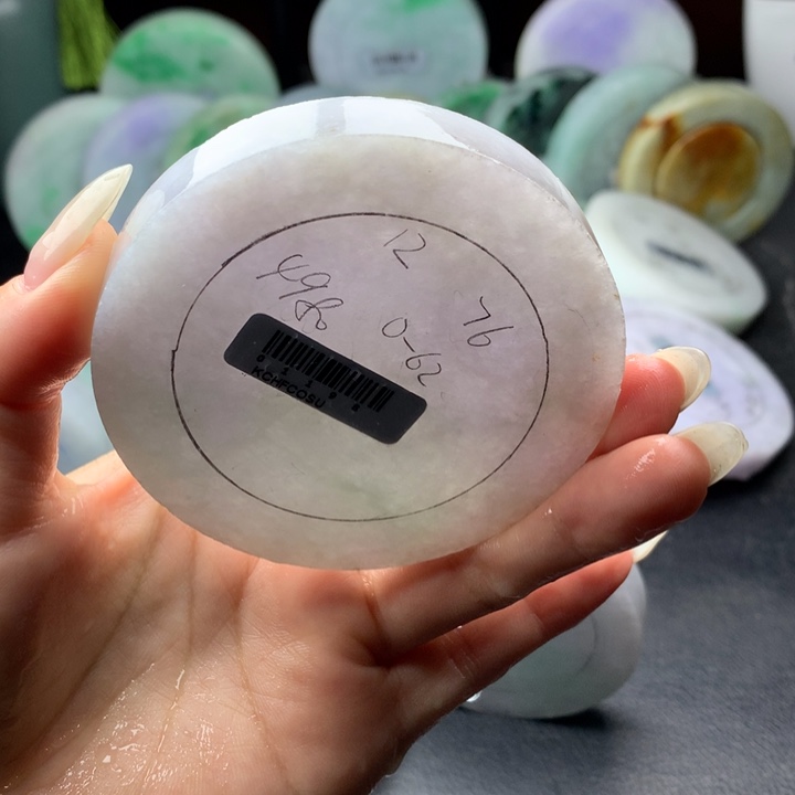 定制翡翠未镶嵌手镯