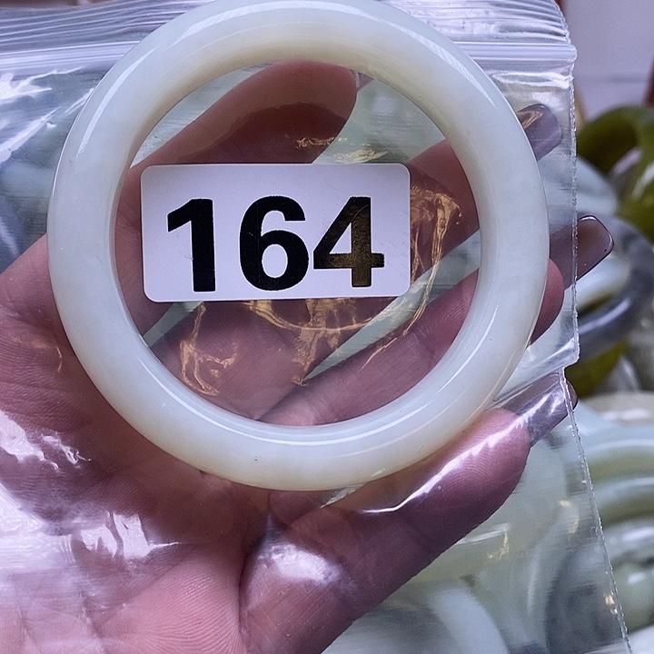 婷***姐蛇纹石玉未镶嵌手镯