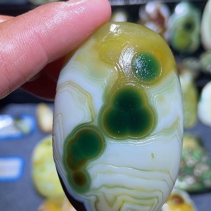 玛瑙/玉髓未镶嵌珠宝奇石