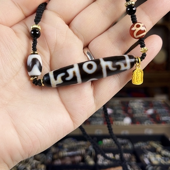 玛瑙/玉髓颈饰合金