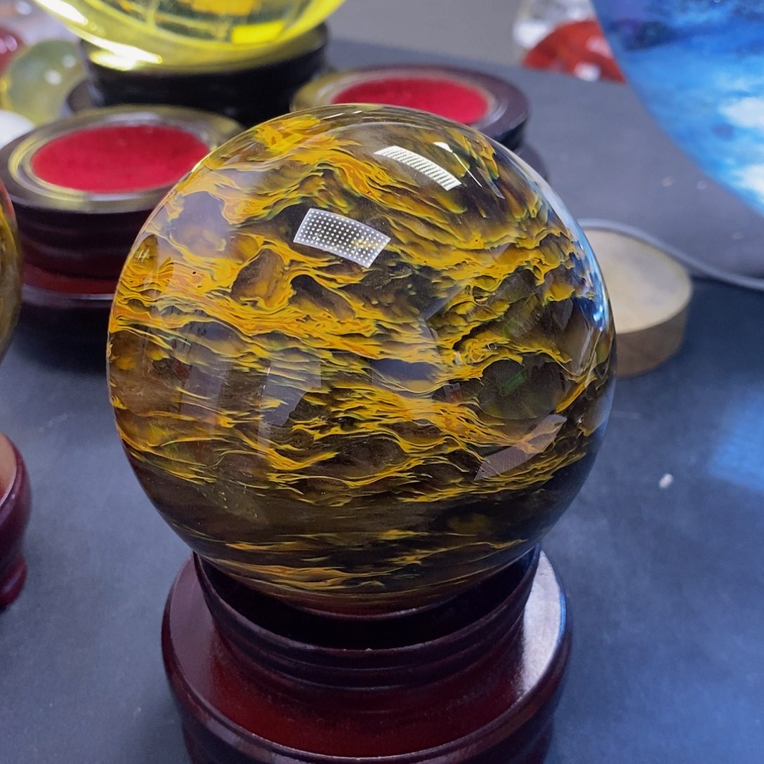 梦***7石材10厘米虎眼摆件