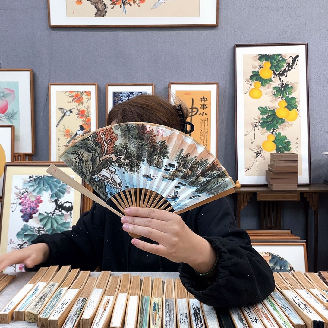 国画6寸玉竹-纯手绘-文玩扇骨（默认粘好）