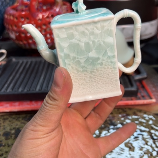 碟本店消费满二十包包邮的