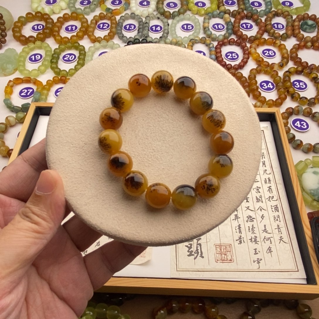 阿***布蛇纹石玉未镶嵌手串