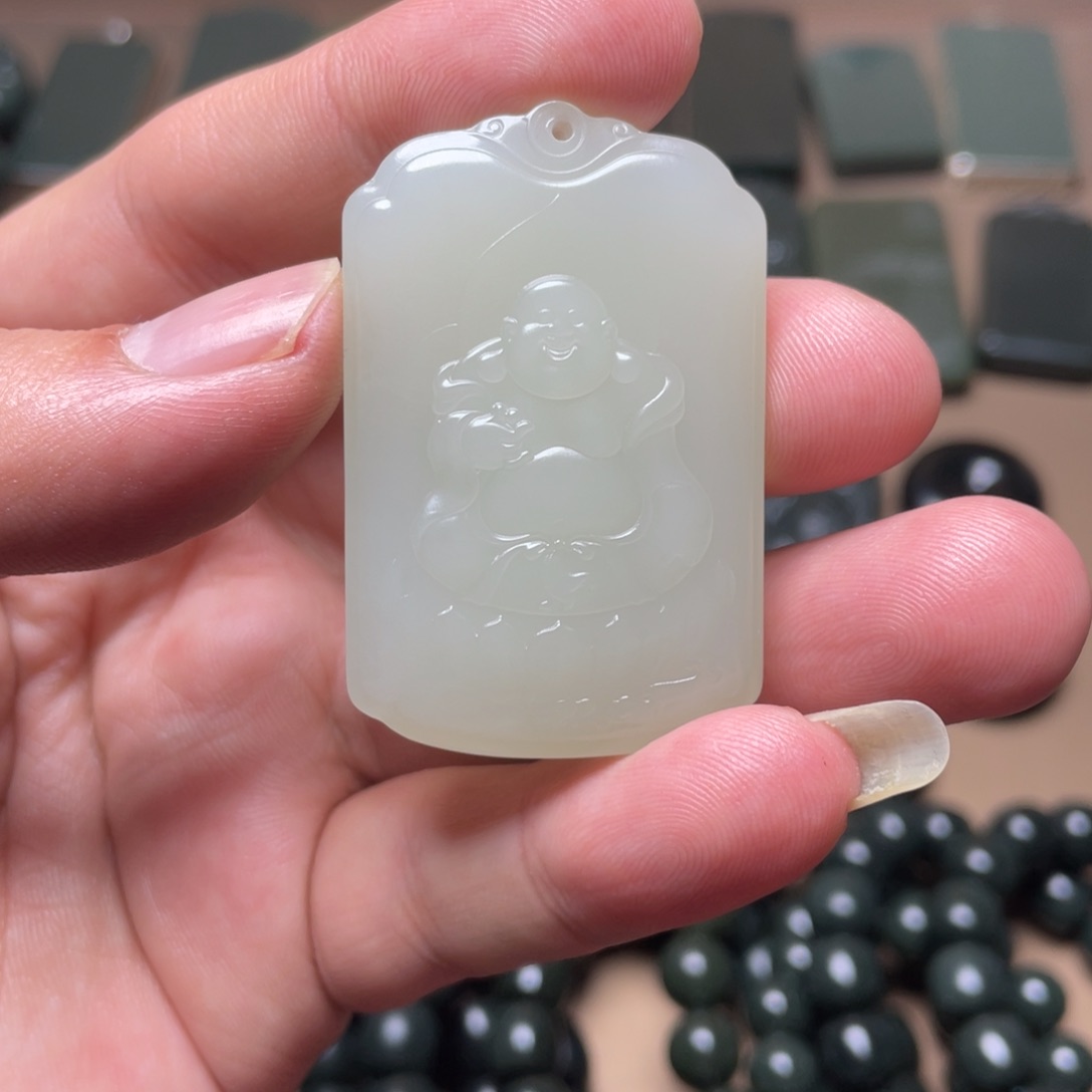 和田玉颈饰未镶嵌