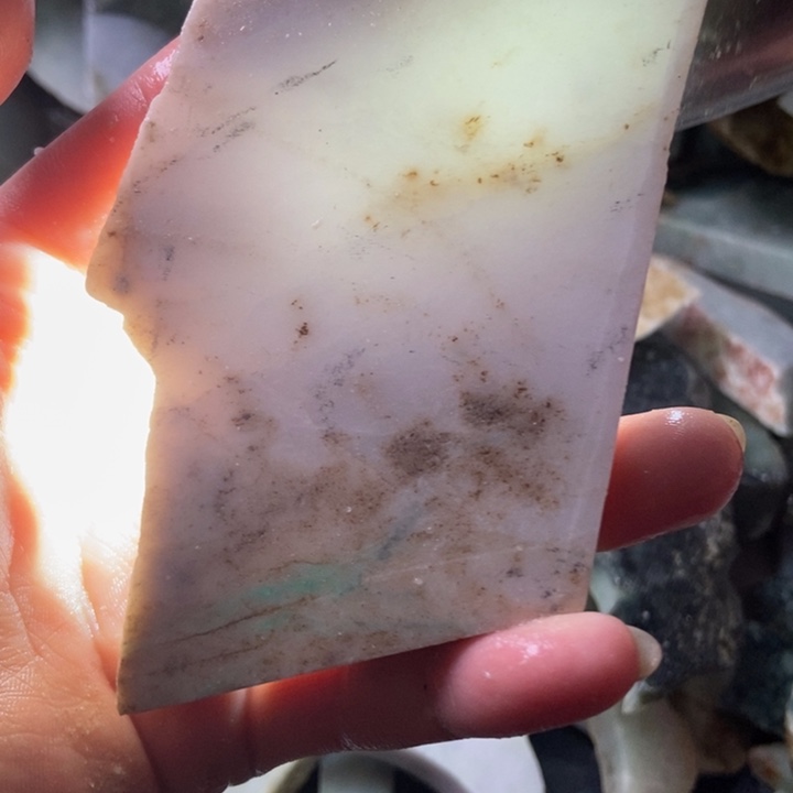 翡翠颈饰未镶嵌天然翡翠