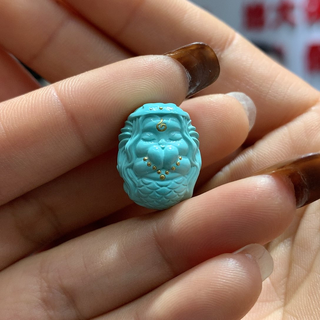 绿松石配饰未镶嵌