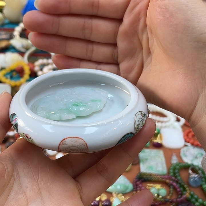 英***子闪购商亲开播福利漏