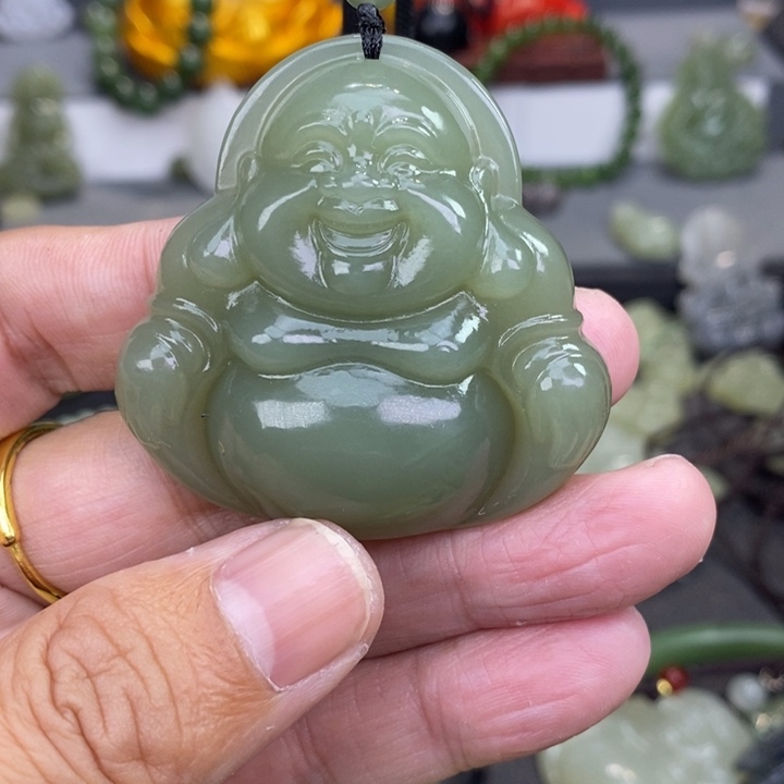 和田玉未镶嵌颈饰舉