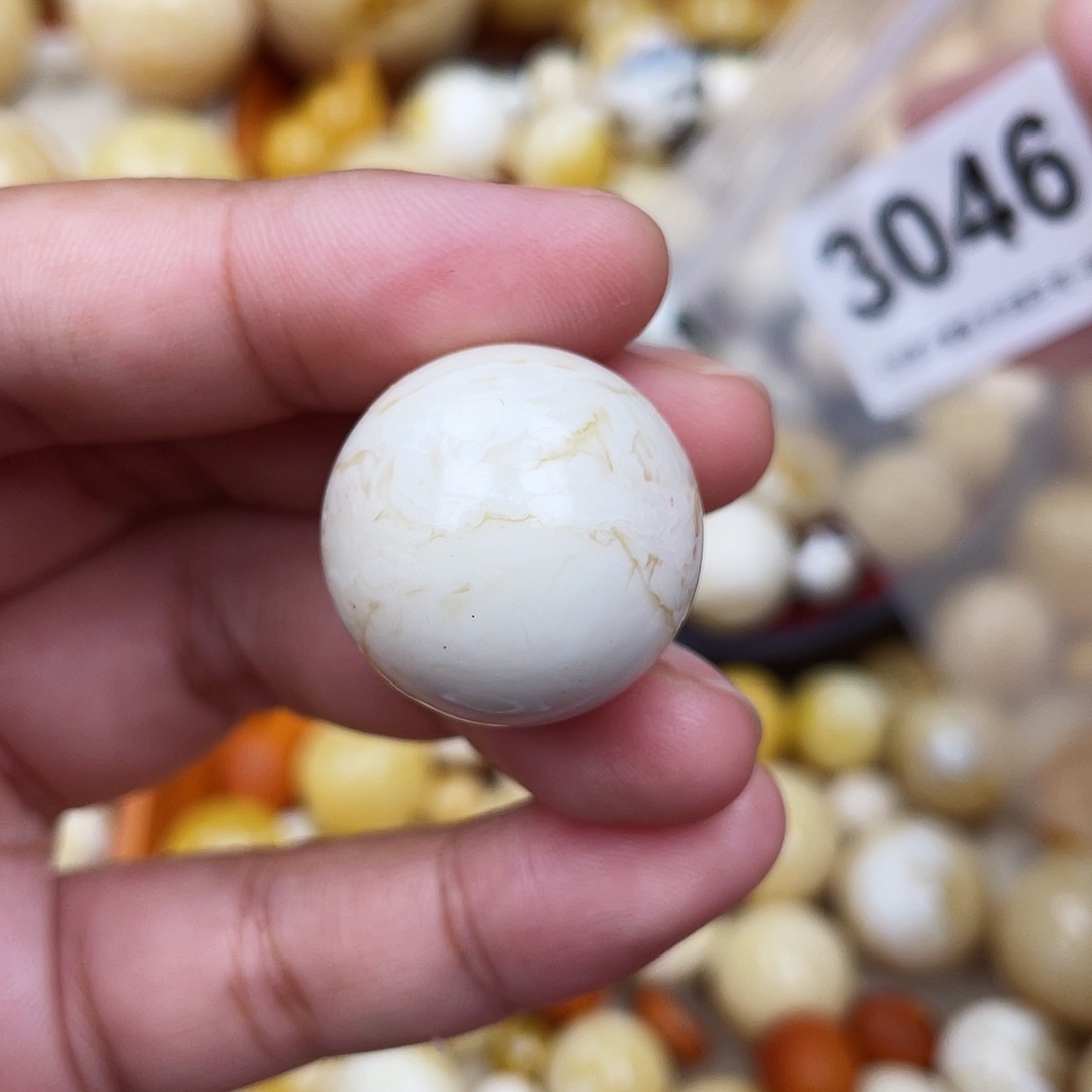 未镶嵌蜜蜡珠宝奇石粉23.3