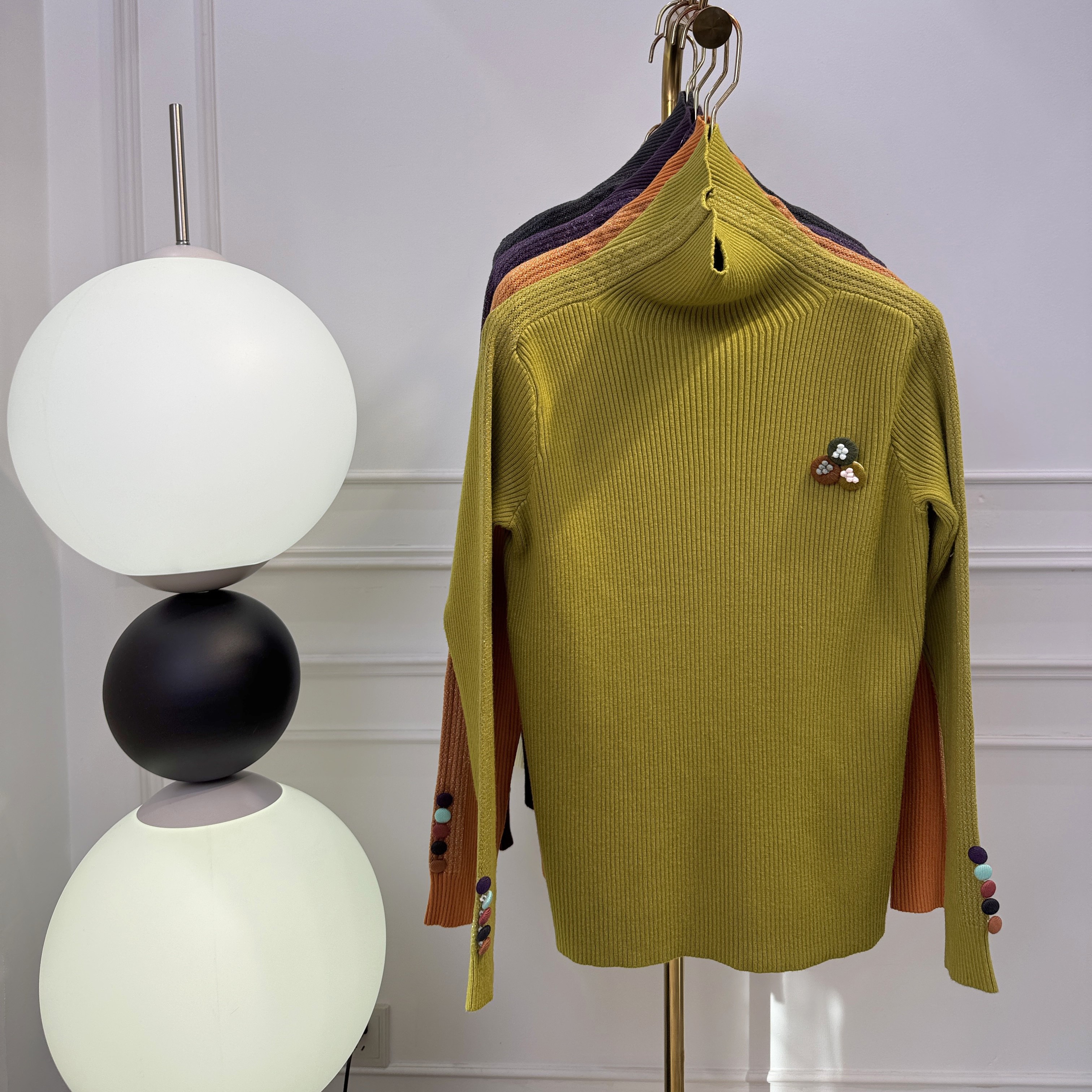 iselrag《亿瑟礼色彩》女装韩系高领立体装饰针织秋冬新款简约毛衣