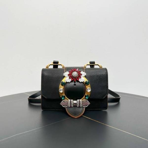 95新/谬谬/包包/市场价99999/250528CZ0027