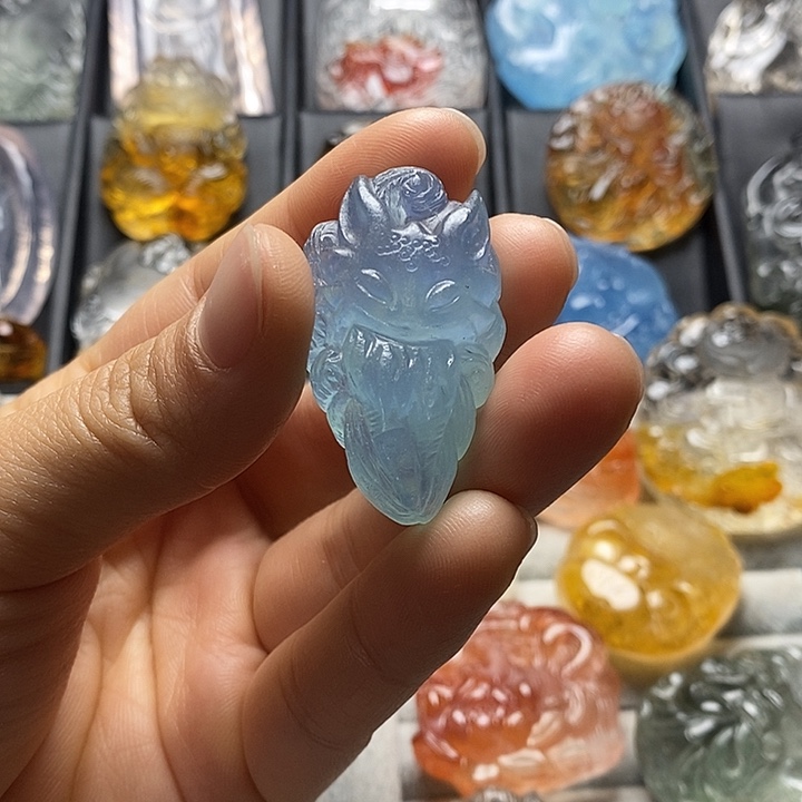 水晶未镶嵌颈饰水晶吊坠