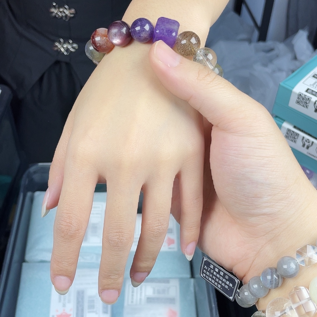 银S925镶嵌水晶手链