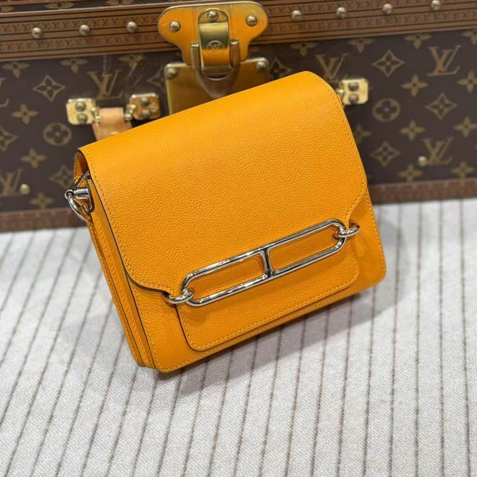 99新 Hermes/爱马仕 lina/A刻爱马仕杏仁黄猪鼻子19包