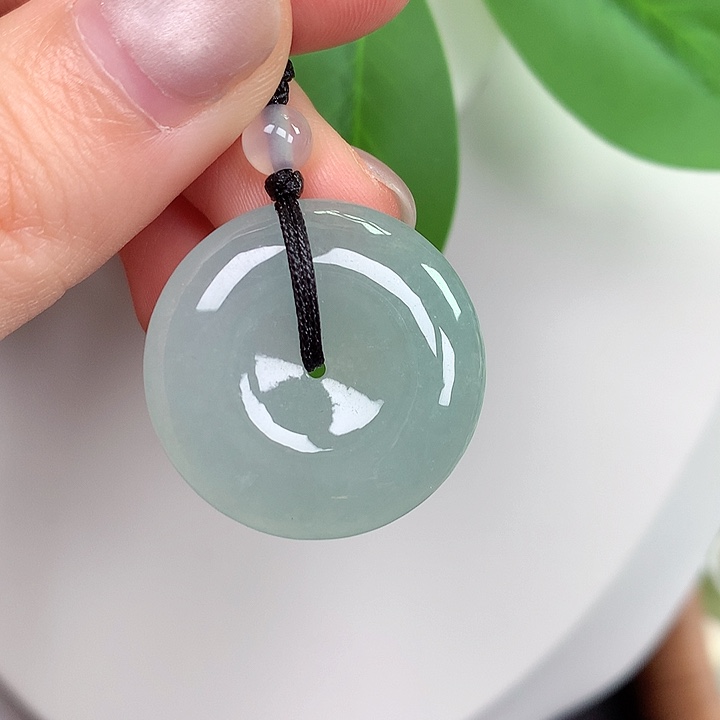 十***仔翡翠未镶嵌颈饰25.2-6.0mm
