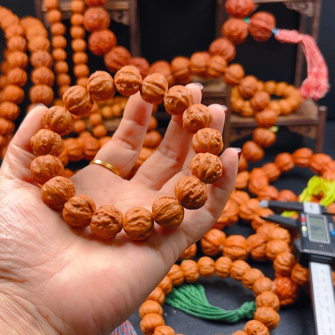 文玩核桃吊坠O*?核桃手串