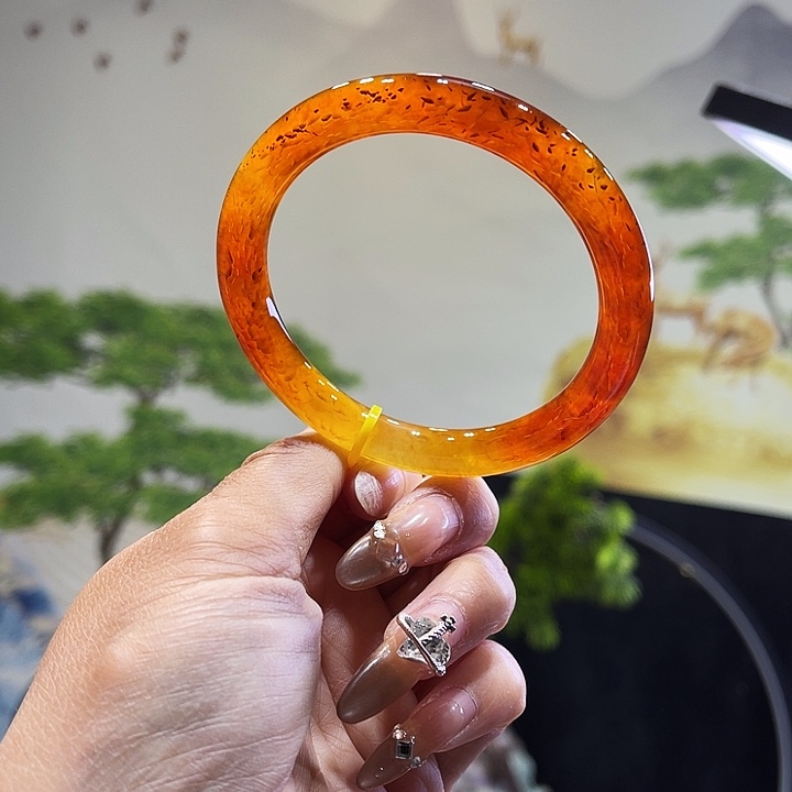 玛瑙/玉髓手镯未镶嵌