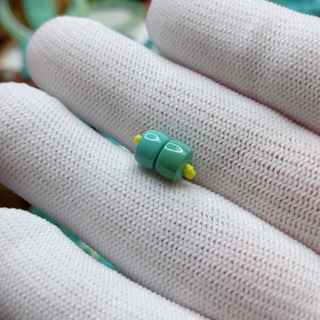 绿松石珠子未镶嵌