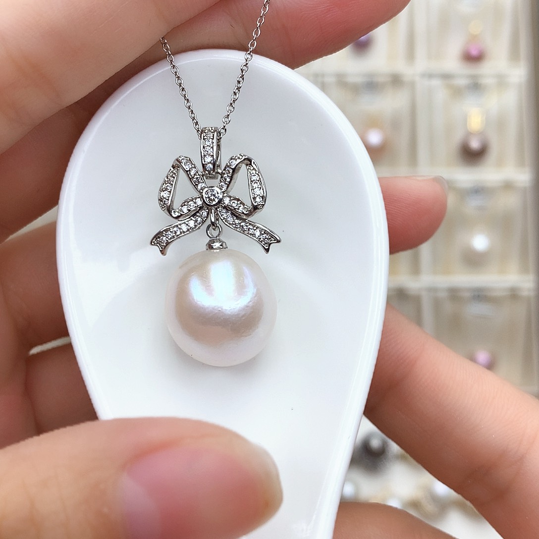 淡水珍珠颈饰合金