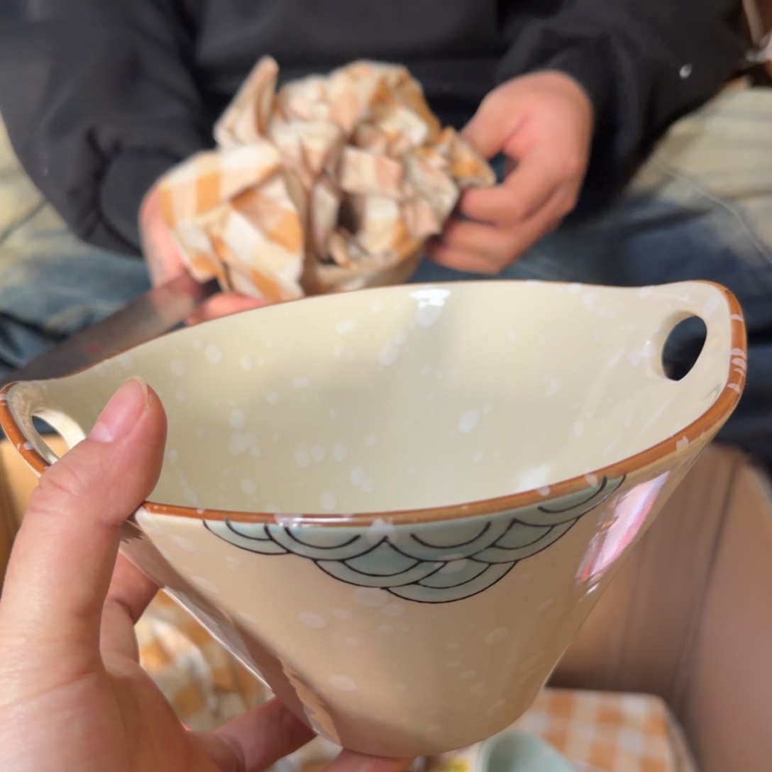 陶瓷瑕疵瑕疵，满十五飞，感谢姐姐们理解