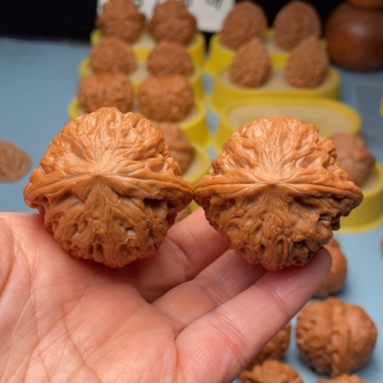 文玩核桃吊坠铁锤全品 42