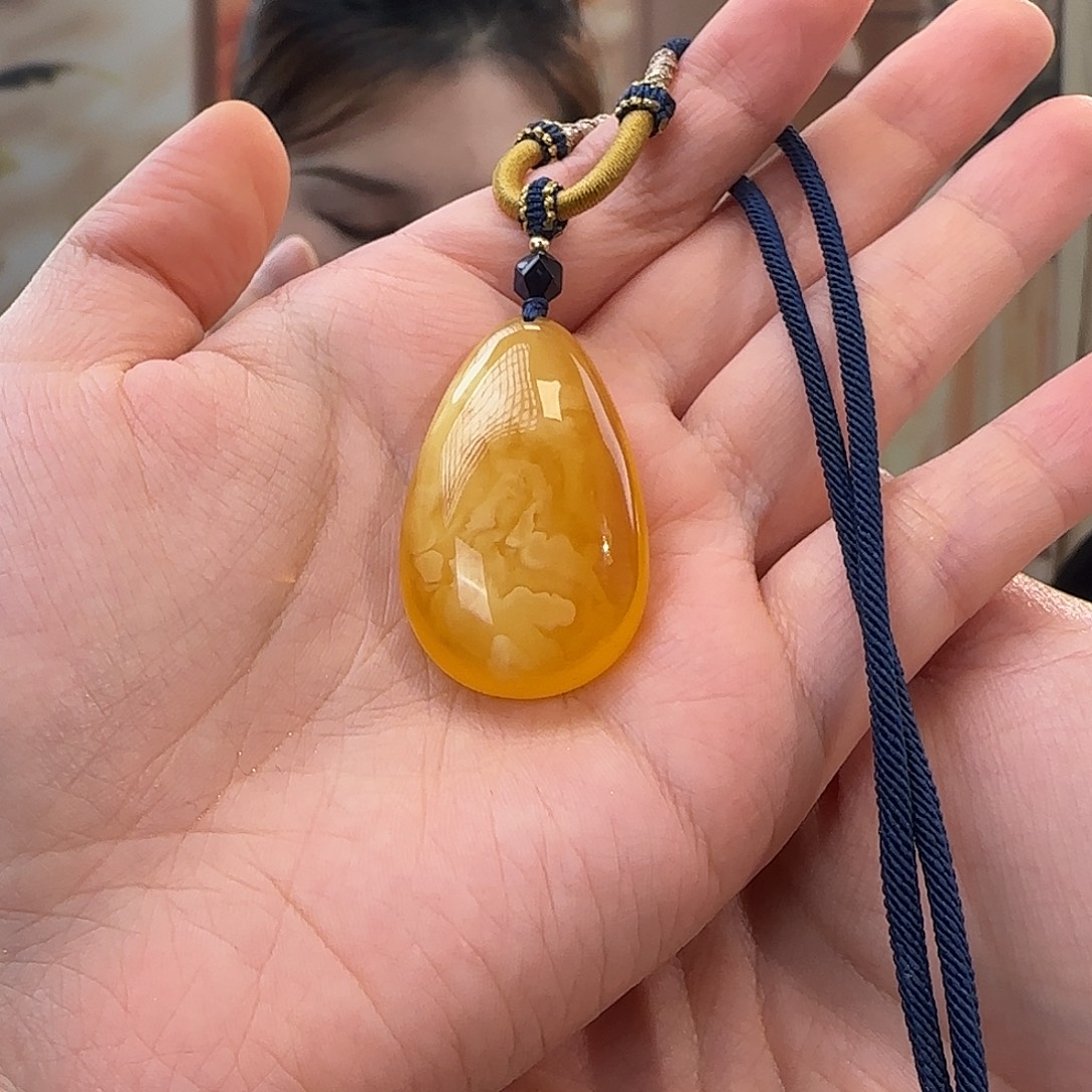 蜜蜡未镶嵌吊坠(赠链)