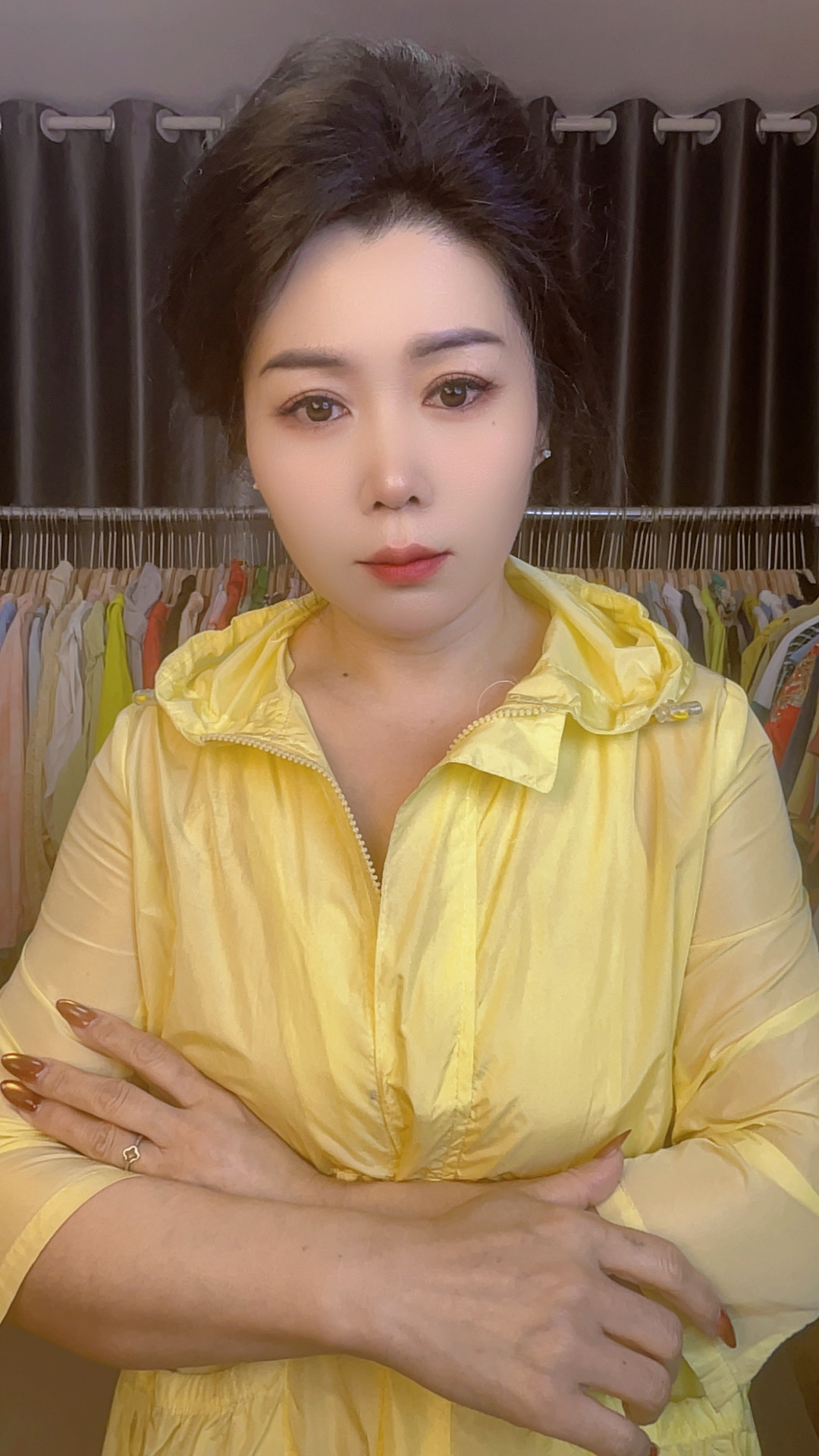 牛仔外套搭配休闲