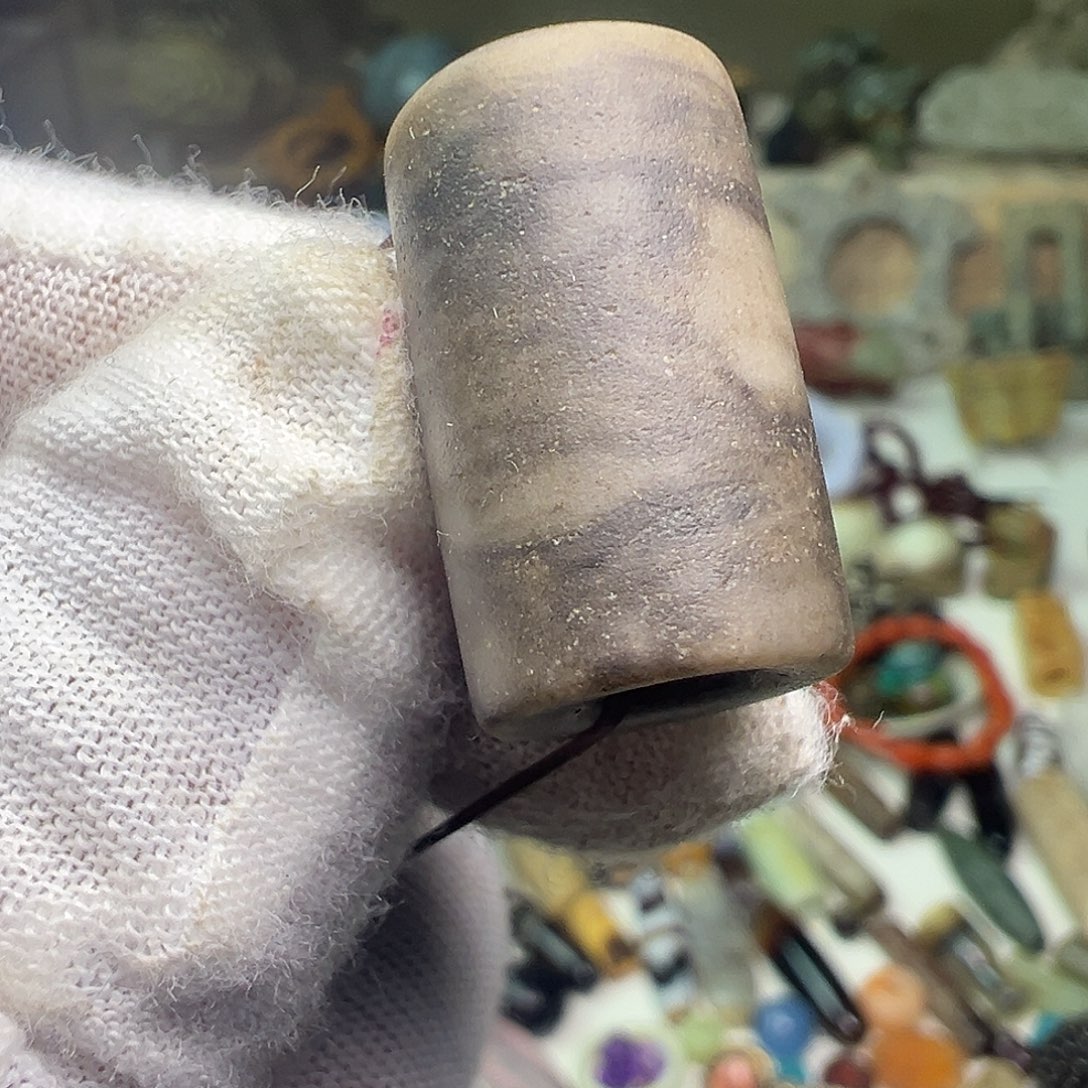 雨***虹和田玉（糖玉）未镶嵌颈饰