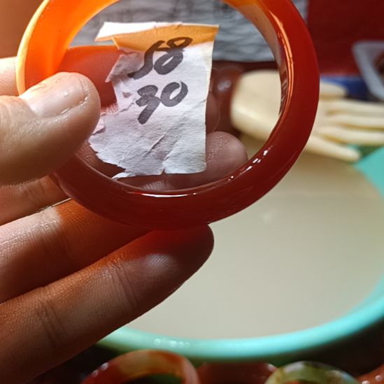 玛瑙/玉髓手镯未镶嵌