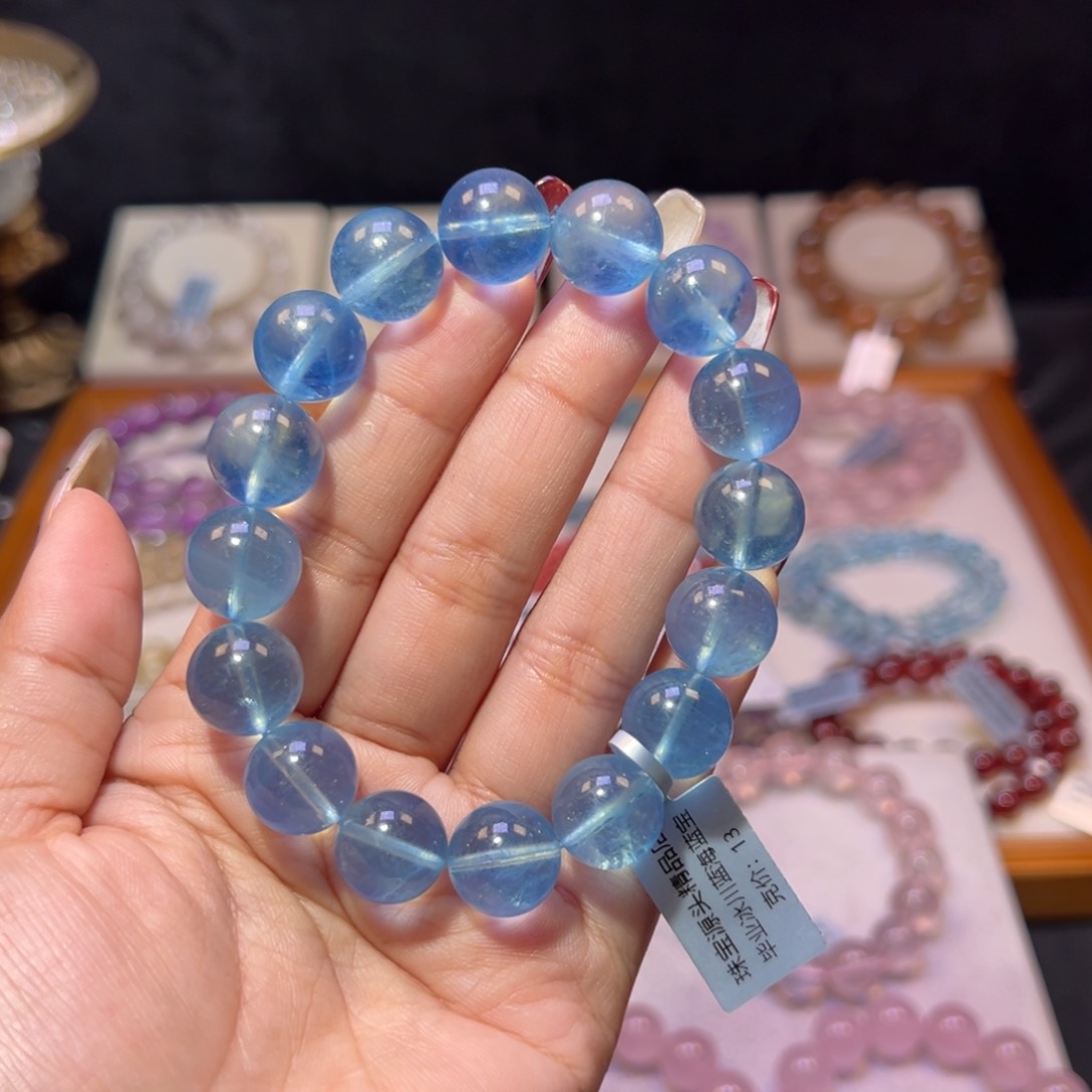 水晶手串未镶嵌小*包海蓝宝13.4m m