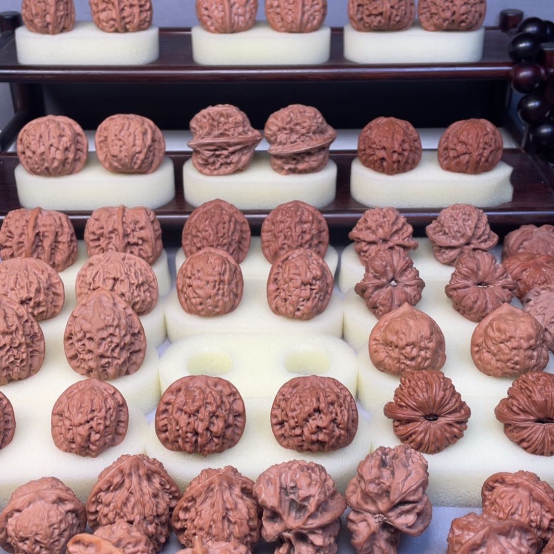 文玩核桃把件Z*、金字塔