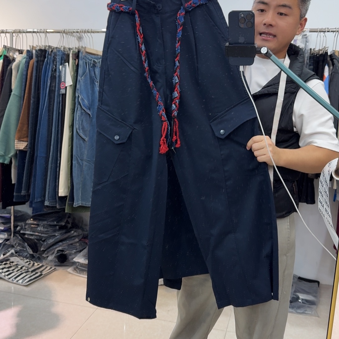 你****在干嘛我也在看手机你是837