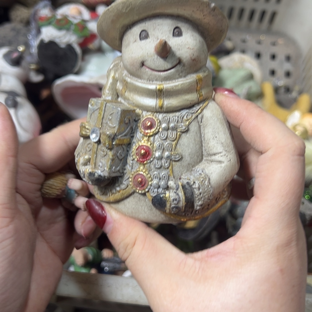 蕾***o陶瓷树脂工艺品摆件