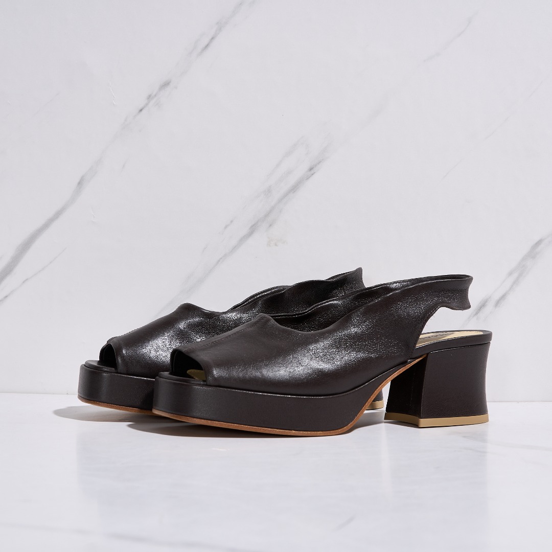 全新未使用 BOTTEGA VENETA/葆蝶家 【瑞池女装】高跟鞋/BVGS00192