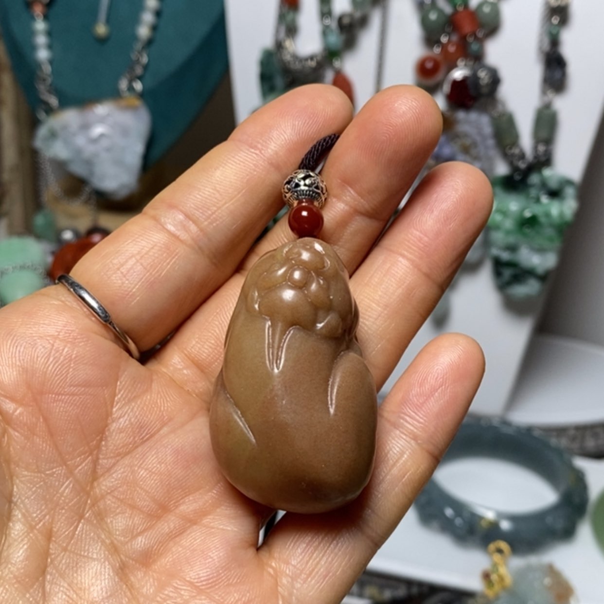 【闪购商品】翡翠吊坠(赠链)未镶嵌