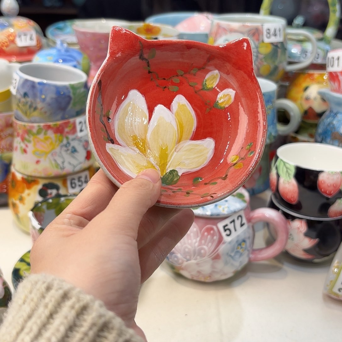 瓷片兔兔好可爱呀