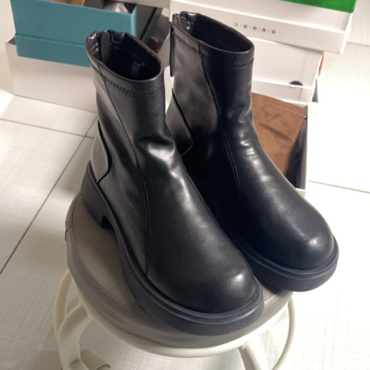 （301-350）破价清款浮力女鞋，偶有微瑕，介意慎拍，no退no换，女靴