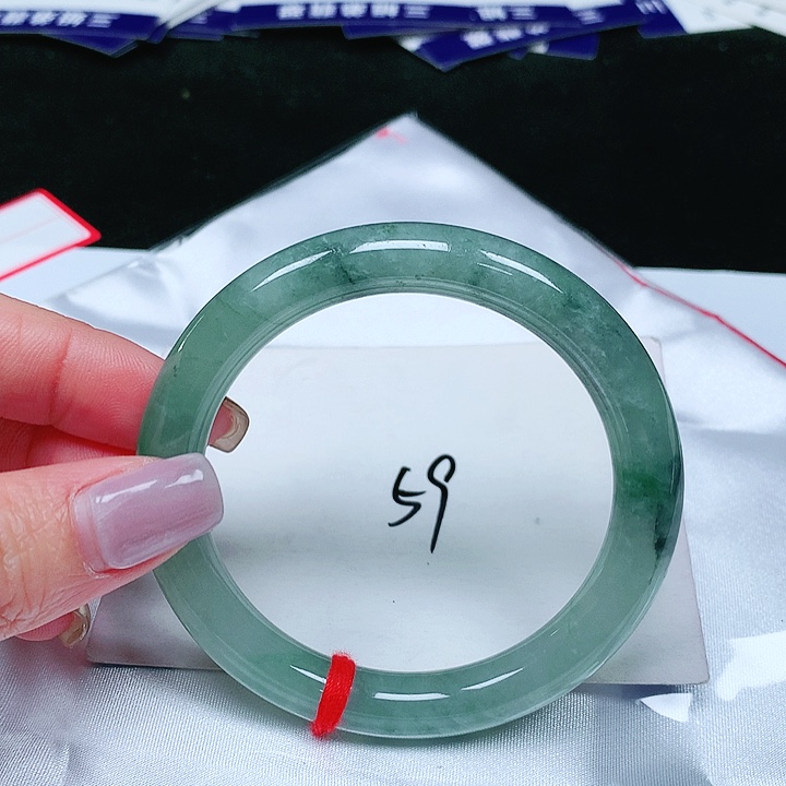 翡翠手镯（圆镯）未镶嵌