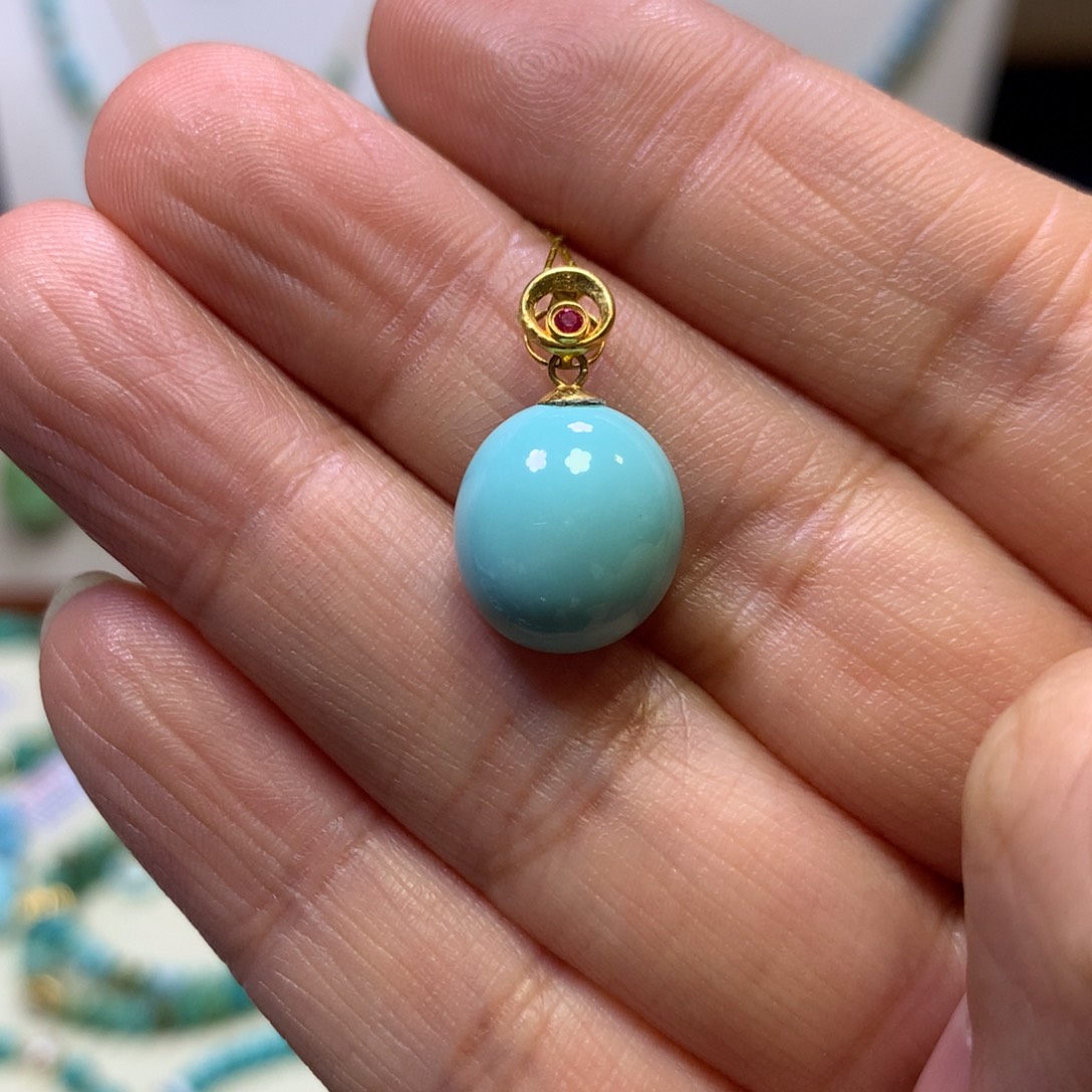 绿松石18K金镶嵌吊坠