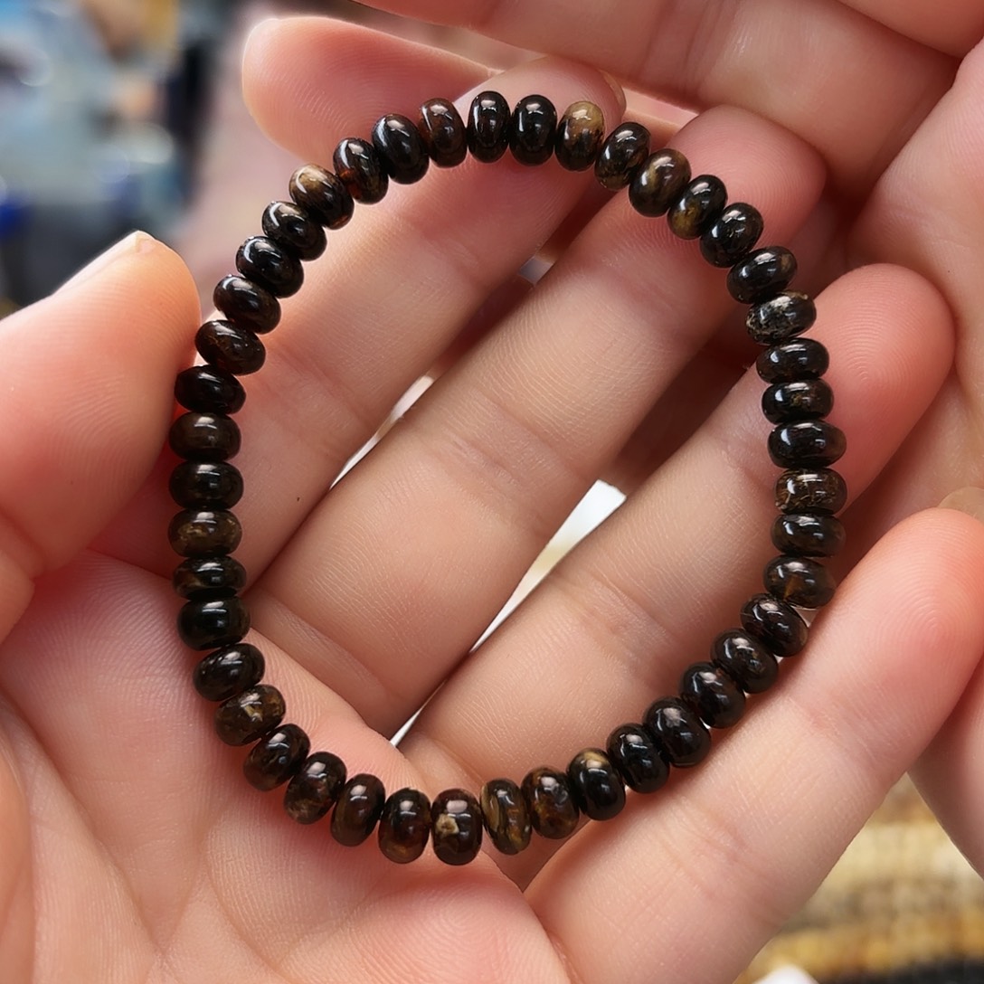 琥珀未镶嵌裸石六