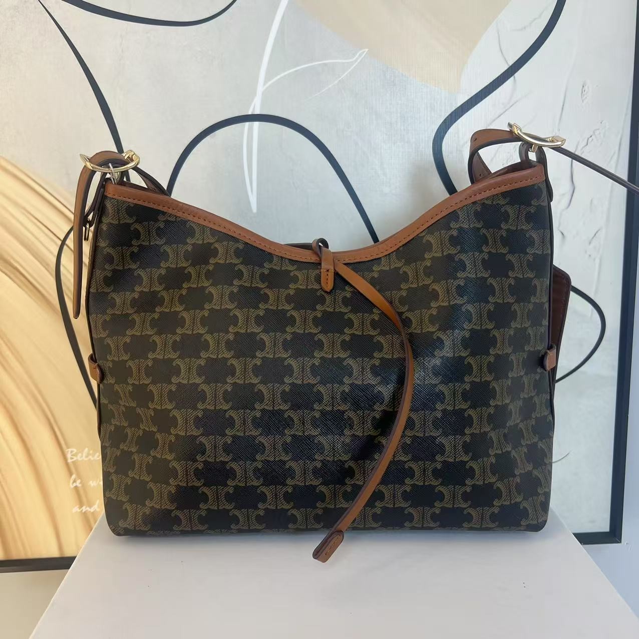 HM373      P25新款单肩斜挎包-1