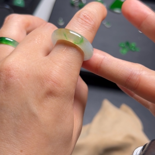 翡翠戒指未镶嵌天然缅甸翡翠指环