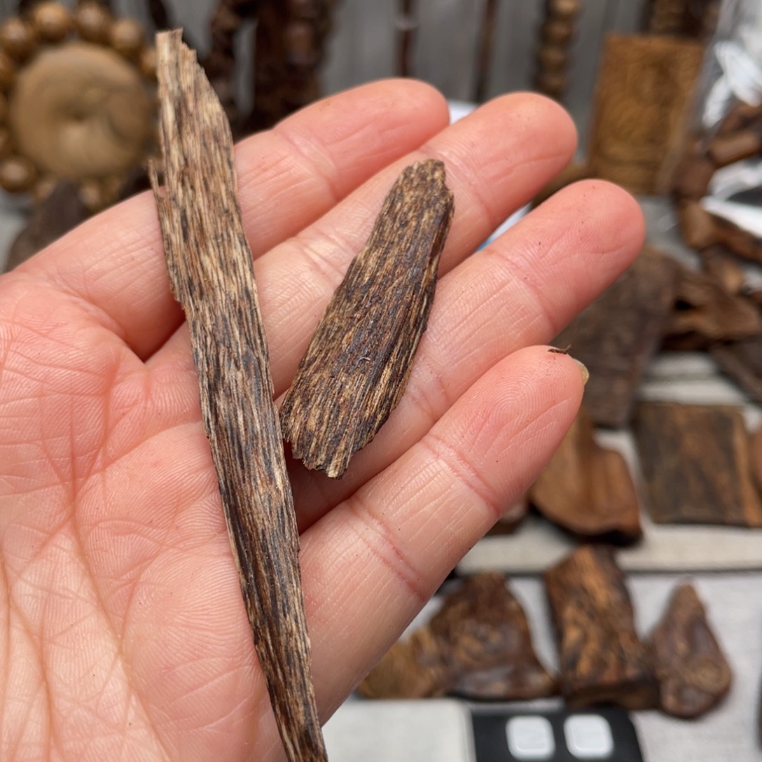 沉香碎屑沉香柬埔寨菩萨