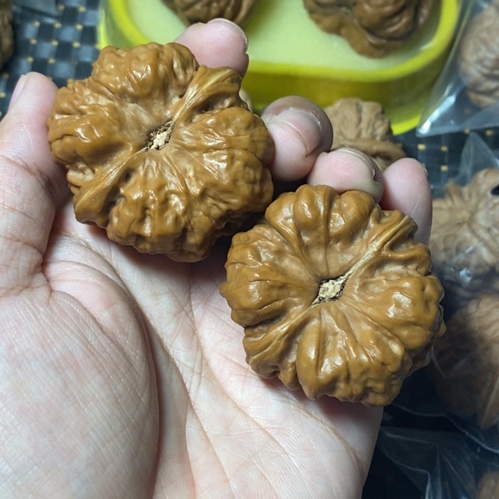 一***情文玩核桃把件蛤蟆43